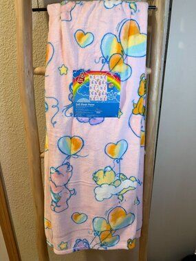 Care Bears Plush Throw Blanket Rainbow Hearts Balloons 50x70